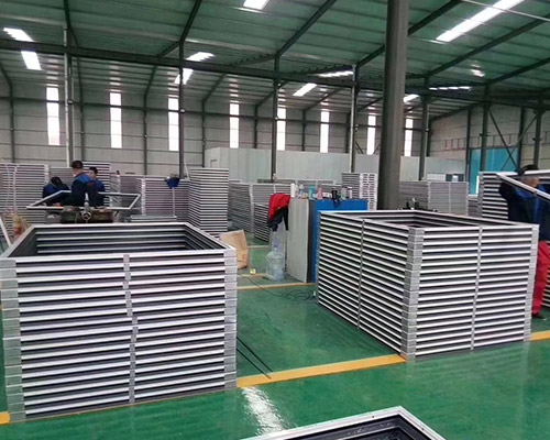 断桥铝耐火窗车间